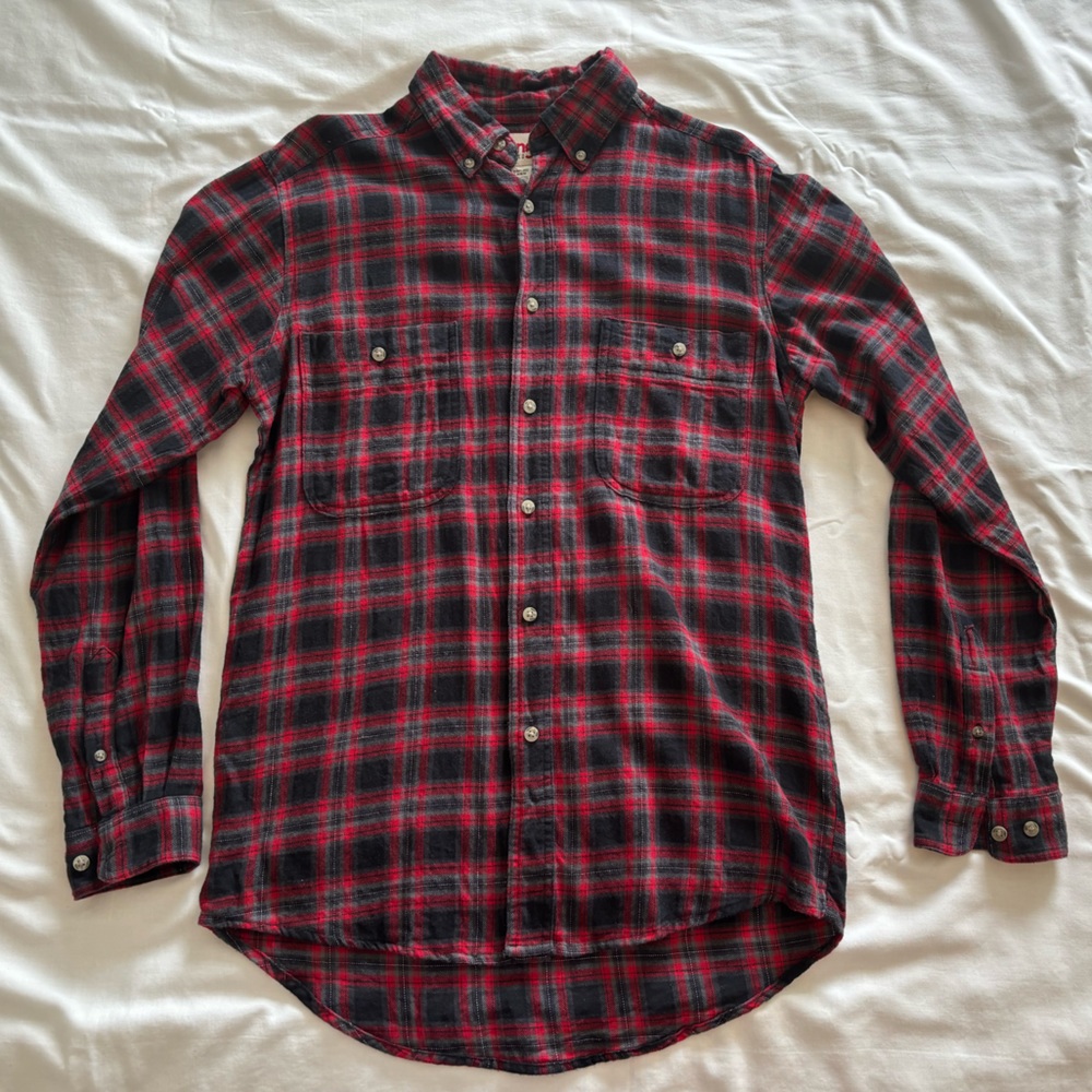 Wrangler Rigged Wear Plaid Button Down Long Sleeve Shirt in Medium